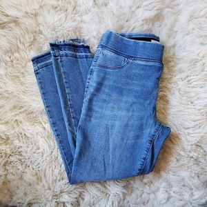 Like New - Old Navy Rockstar Jeggings - 8 Petite
